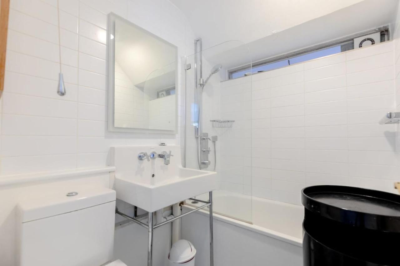 Cosy 1bedroom Flat - 2 Min Walk To Kensington Gardens! * Londra